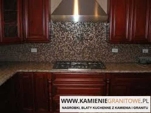 Pila nagrobki granitowe