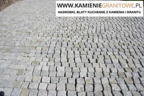 Pila schody z granitu